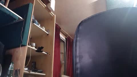 pc8474408 online show from 10-05-25, 06:06