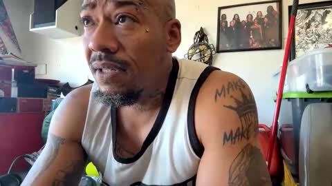 Phenomenal online show from 04-22-26, 10:33