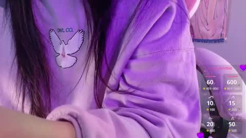 Snapshot of peach69love chatting on 03-06-25, 06:48 P E A C H online show from 03-06-25, 06:48