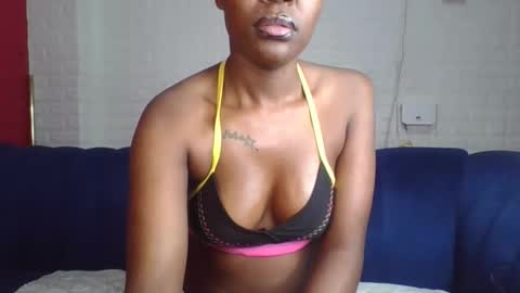 peach_melbah online show from 10-25-25, 09:20