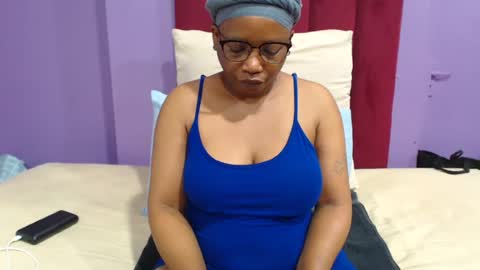 Snapshot of peachassxx chatting on 06-24-26, 05:39 peachy online show from 06-24-26, 05:39