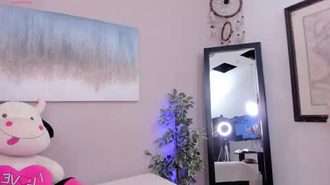 Briana online show from 02-08-26, 01:03