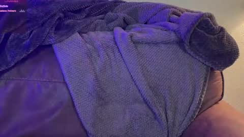 Snapshot of peachsundae chatting on 03-08-26, 05:44 portiapiers online show from 03-08-26, 05:44