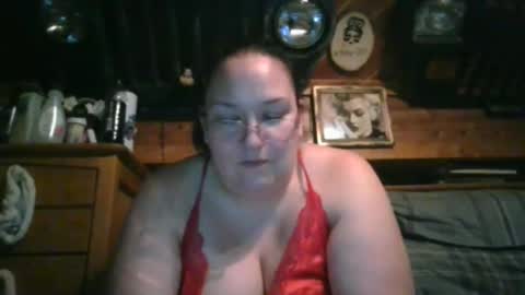 Snapshot of peachtree197 chatting on 12-18-24, 03:47 peachtree197 online show from 12-18-24, 03:47