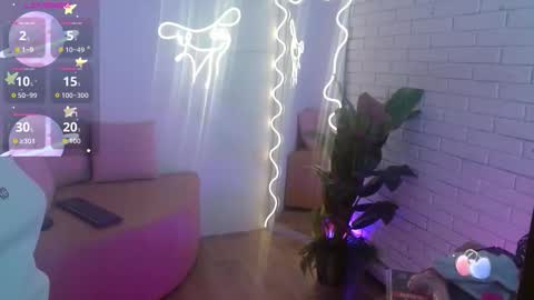 Snapshot of peachy_tay chatting on 11-10-25, 11:42 peachy_tay online show from 11-10-25, 11:42