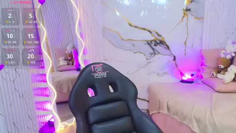 peachy_tay online show from 07-28-26, 02:13