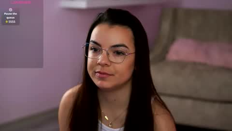 Snapshot of peachyfantasy chatting on 02-09-26, 04:27 peachyfantasy online show from 02-09-26, 04:27