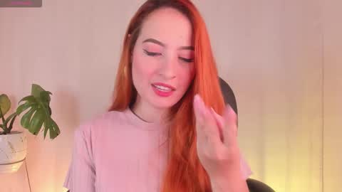 Snapshot of pear__moon chatting on 10-19-25, 01:06 LILLY online show from 10-19-25, 01:06