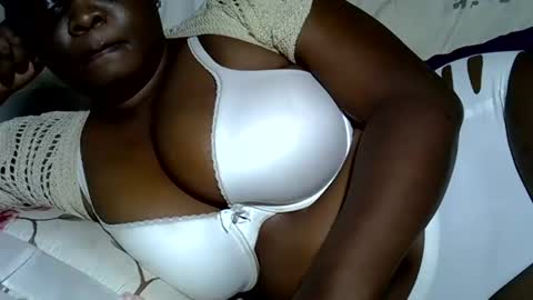 Keci online show from 12-20-25, 10:33