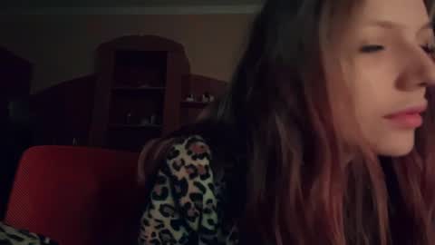 Snapshot of pearlinesilfies chatting on 06-05-26, 04:45 Zlata online show from 06-05-26, 04:45