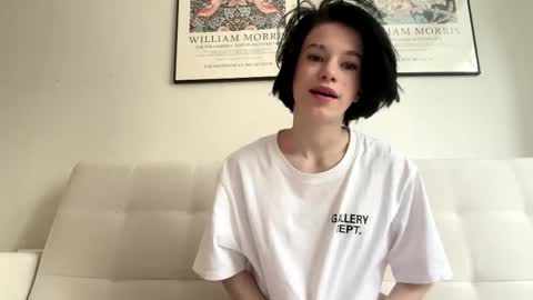 Anna online show from 06-02-26, 01:35