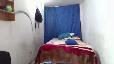 Snapshot of pecadodulce chatting on 03-02-25, 01:04 pecadodulce online show from 03-02-25, 01:04