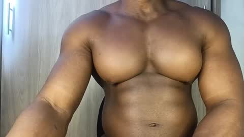 pecsblack888 online show from 11-10-25, 08:41