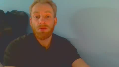 Snapshot of pedro199994 chatting on 10-26-25, 01:22 Ginger Dick online show from 10-26-25, 01:22