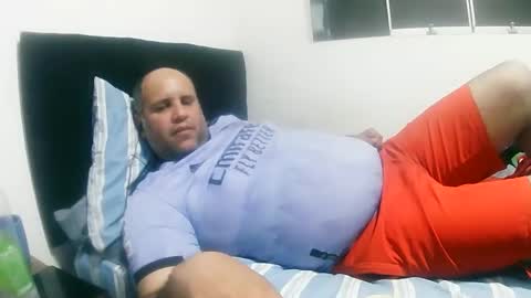 Pedro online show from 10-26-25, 04:40