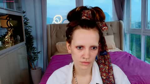 Peggy online show from 03-12-26, 08:04