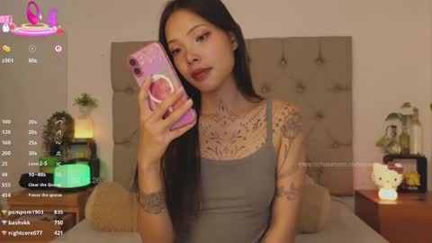 Snapshot of peisinoe_____ chatting on 02-16-26, 10:06 Kris online show from 02-16-26, 10:06