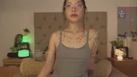 Kris online show from 04-17-26, 01:08