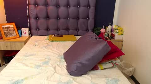 Snapshot of peiton_horny chatting on 12-29-24, 09:41 Peiton online show from 12-29-24, 09:41