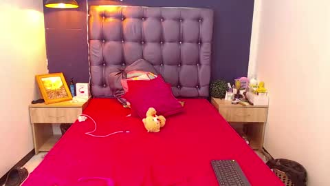 Snapshot of peiton_horny chatting on 02-22-25, 04:18 Peiton online show from 02-22-25, 04:18