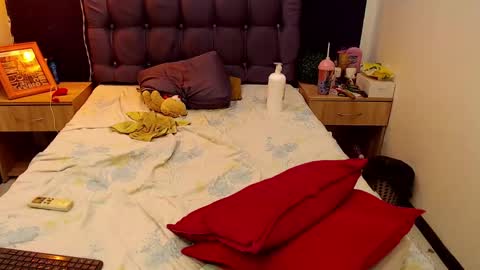 Snapshot of peiton_horny chatting on 02-25-25, 01:09 Peiton online show from 02-25-25, 01:09