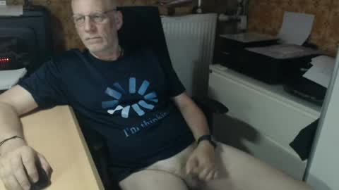 Pemue65 online show from 06-24-26, 07:18