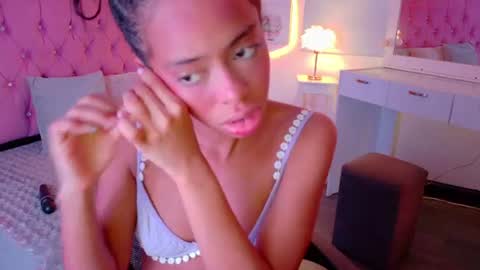 peneelopeecute online show from 06-12-26, 06:29