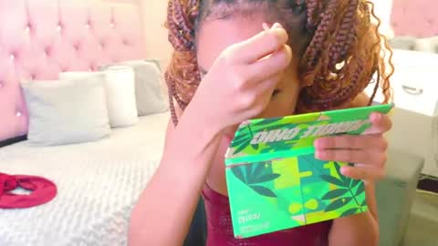 peneelopeecute online show from 07-10-26, 07:05