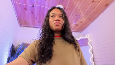 Snapshot of penelope_tay chatting on 02-21-25, 07:12 penelope online show from 02-21-25, 07:12