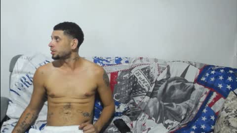 independent model online show from 02-04-25, 09:07