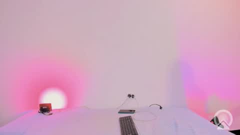 Sweet Penelope online show from 10-14-25, 08:42