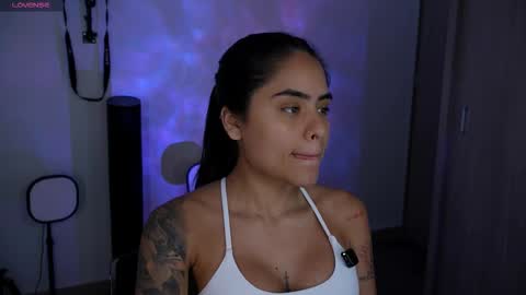 penelopesexx_ online show from 11-18-25, 08:13