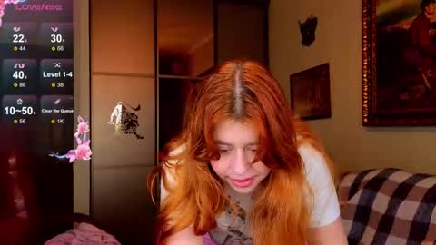 Snapshot of penny_staar chatting on 10-15-25, 06:35 Penny staar online show from 10-15-25, 06:35