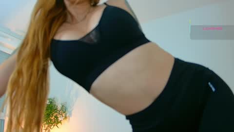 Snapshot of pennyy__ chatting on 06-05-26, 09:42 Hi Im Penelope better vibrations 1111 online show from 06-05-26, 09:42