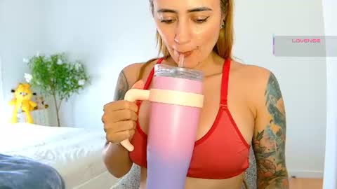 Snapshot of pennyy__ chatting on 06-29-26, 10:15 Hi Im Penelope better vibrations 1111 online show from 06-29-26, 10:15