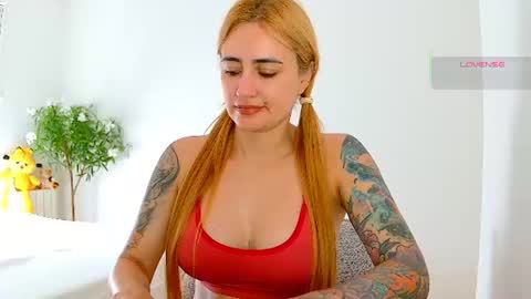 Snapshot of pennyy__ chatting on 07-15-26, 09:03 Hi Im Penelope better vibrations 1111 online show from 07-15-26, 09:03