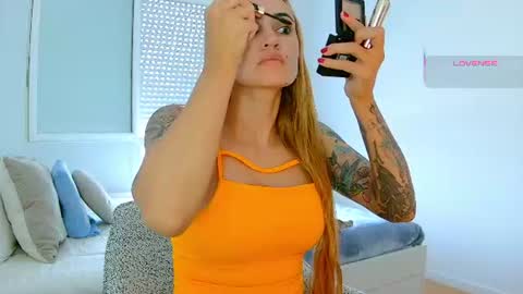 Snapshot of pennyy__ chatting on 07-23-26, 11:19 Hi Im Penelope better vibrations 1111 online show from 07-23-26, 11:19
