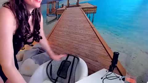 Snapshot of pepina_hot chatting on 11-29-25, 10:18 pepina_hot online show from 11-29-25, 10:18