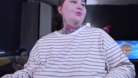 Kim Byeoldae online show from 12-22-24, 12:38