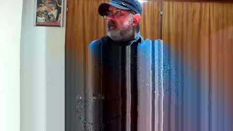 Snapshot of peppemarfy chatting on 12-22-24, 01:11 Peppe online show from 12-22-24, 01:11