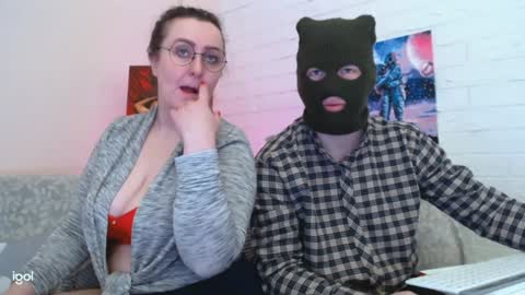 Snapshot of pepper_corn chatting on 12-05-24, 06:54 Olga and Kirill online show from 12-05-24, 06:54
