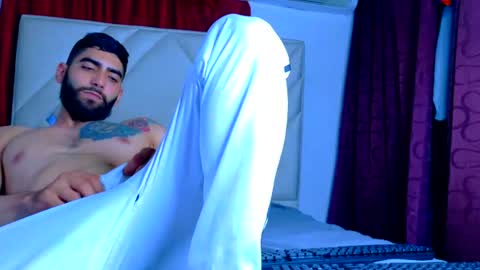 Snapshot of perfec_king00 chatting on 07-14-26, 03:44 Jacob online show from 07-14-26, 03:44