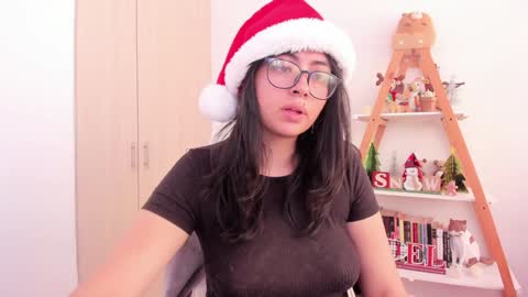 Sarah Ana Banana online show from 12-16-24, 03:22