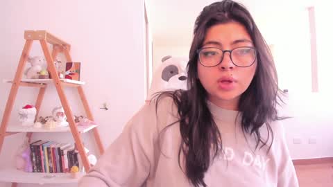 Sarah Ana Banana online show from 02-07-25, 01:43