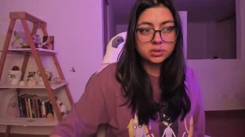 Sarah Ana Banana online show from 02-17-25, 03:15