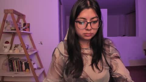 Sarah Ana Banana online show from 02-18-25, 05:20