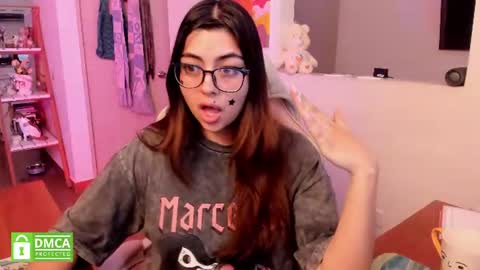 Sarah Ana Banana online show from 07-17-26, 01:51