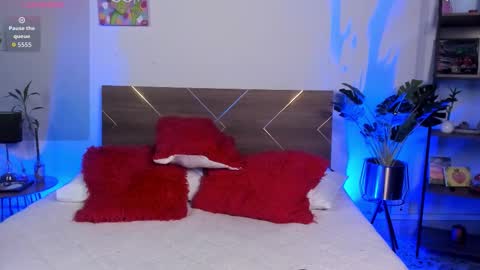 perfectdesign1 online show from 03-12-26, 12:33