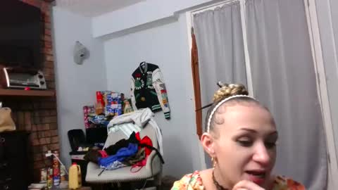 perfectly222peachy online show from 05-04-26, 10:55