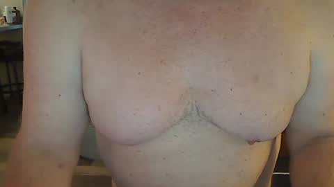 Snapshot of perfecto1957 chatting on 01-17-26, 04:54 perfecto1957 online show from 01-17-26, 04:54